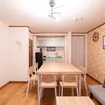 大正駅徒歩1分! 便利で静かな2Ldk一軒家