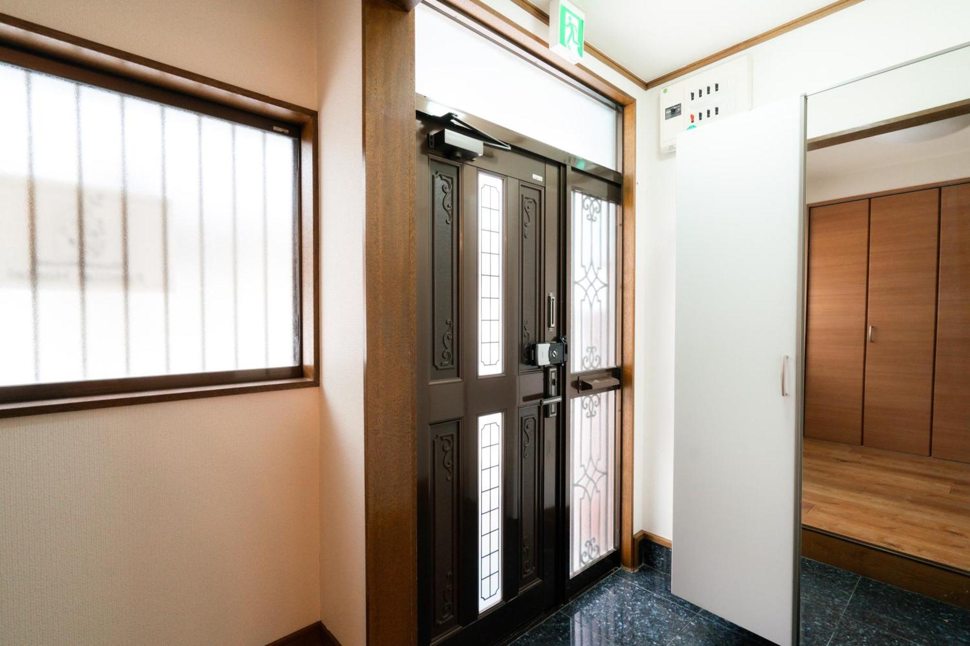 大正駅徒歩1分! 便利で静かな2ldk一軒家 Apartment Osaka